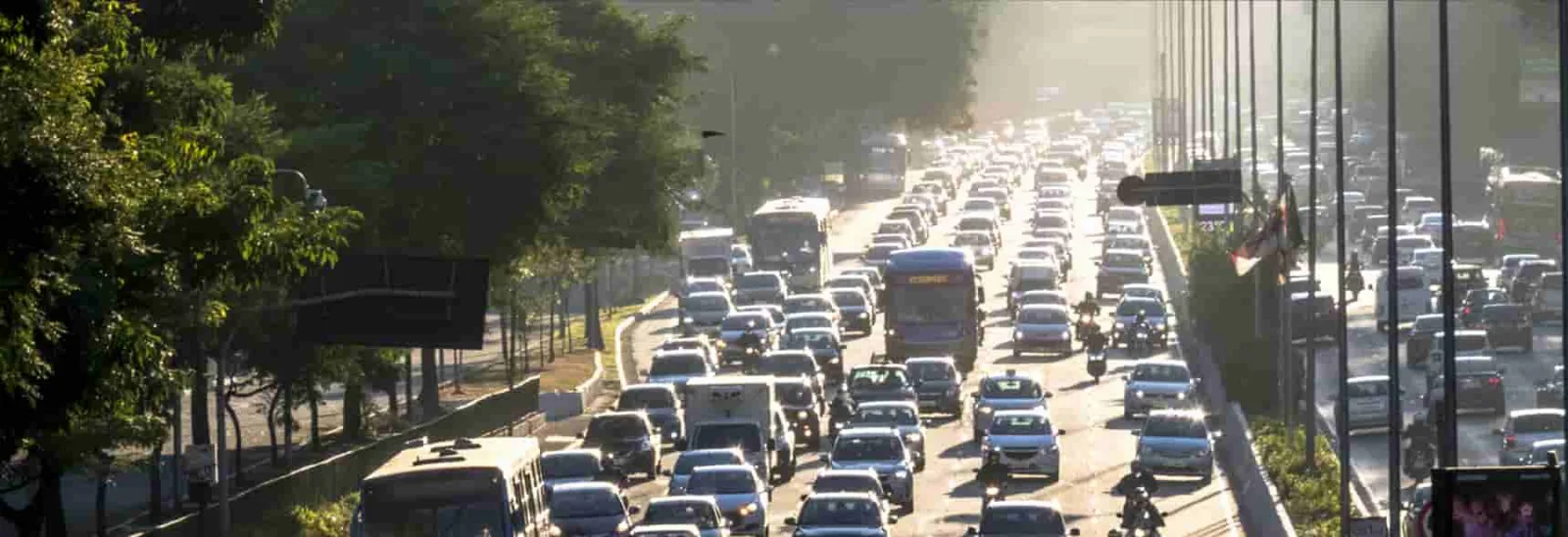 Los desafíos de la movilidad urbana y la planificación de ciudades sostenibles y habitables.
